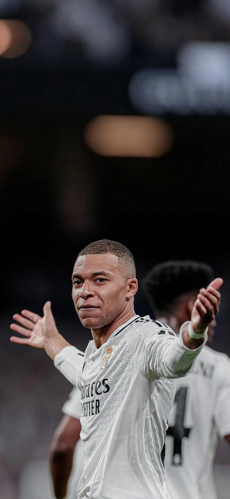 意媒：明年或成为基耶萨之年，他将在利物浦与意大利获得机会（意媒：基耶萨明年有望迎来爆发，利物浦与意大利队将成其舞台）